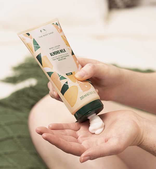 THE BODY SHOP「ボディローション アーモンドミルク 200mL」|ボディ保湿|