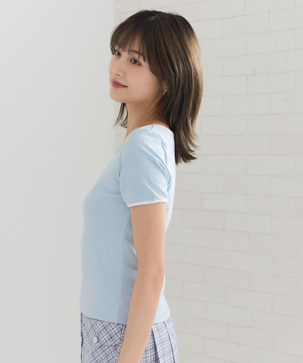 REDYAZEL「リボンエンブロイダリーパイピングＴシャツ」|Tシャツ・カットソー|
