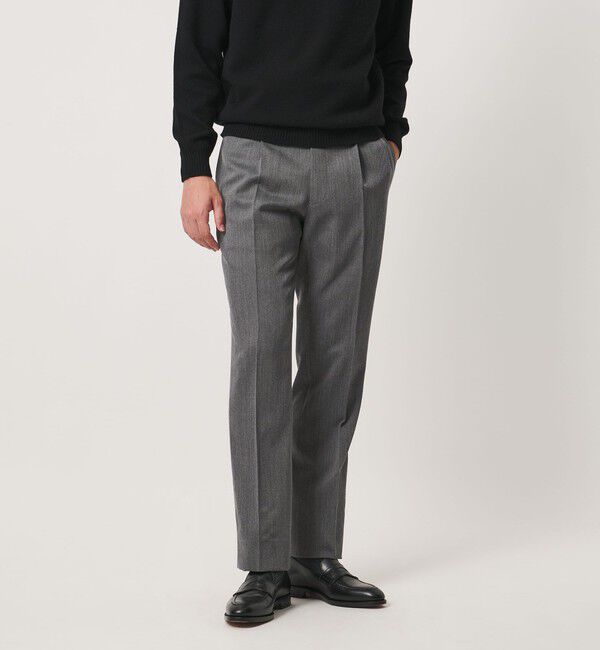 UNITED ARROWS「カバートクロス ツイル サイドアジャスター 1プリーツ テーパード スラックス」|チノ|