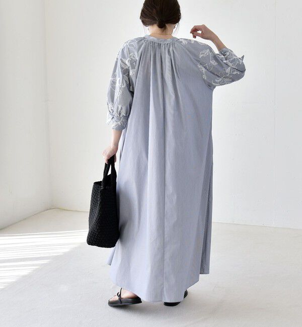 quaranciel「quaranciel:〈洗濯機可能〉ストライプ フラワー刺繍 スキッパー シャツ ワンピース」|ワンピース|