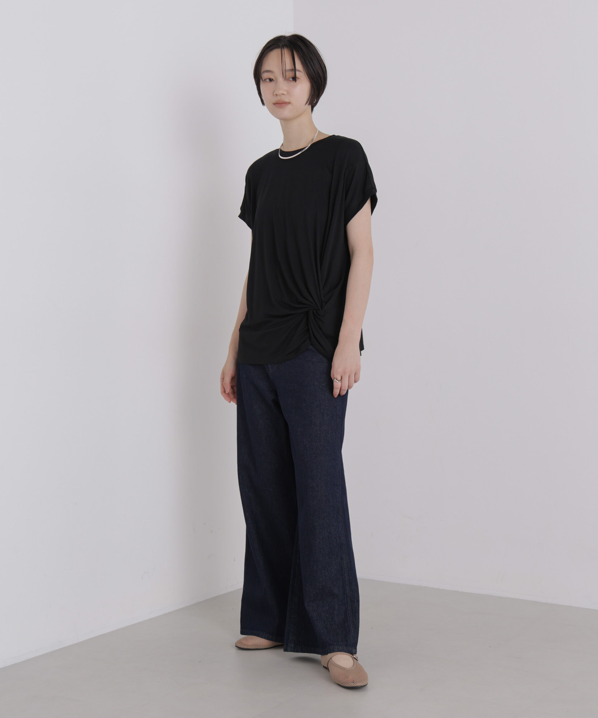 NANO universe「フロントツイストデザインノースリーブカットトップス」|Tシャツ・カットソー|