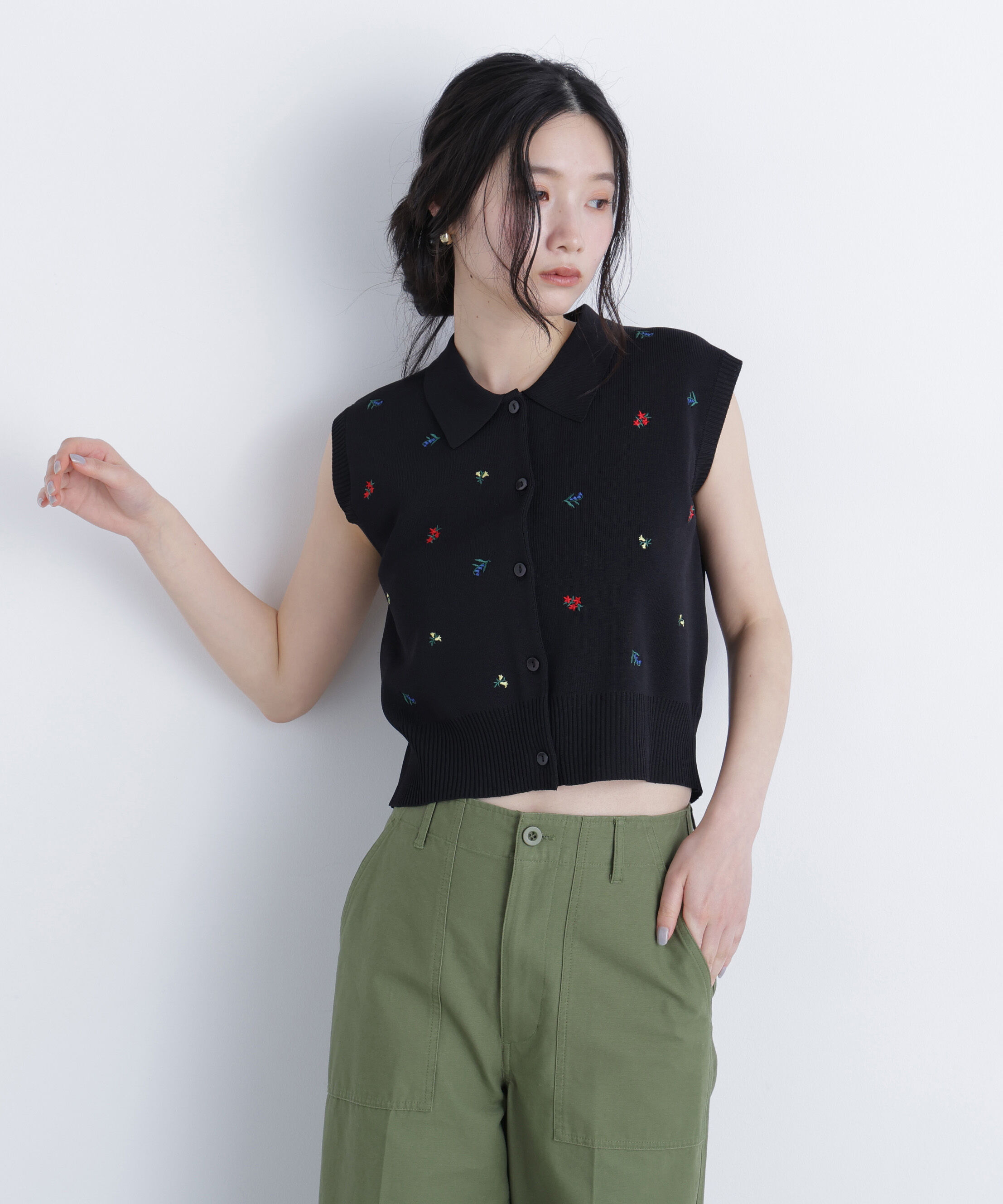  「〈N.〉ポロカラーフラワー刺繍ニット」|ニット・セーター|ブラックベー 2