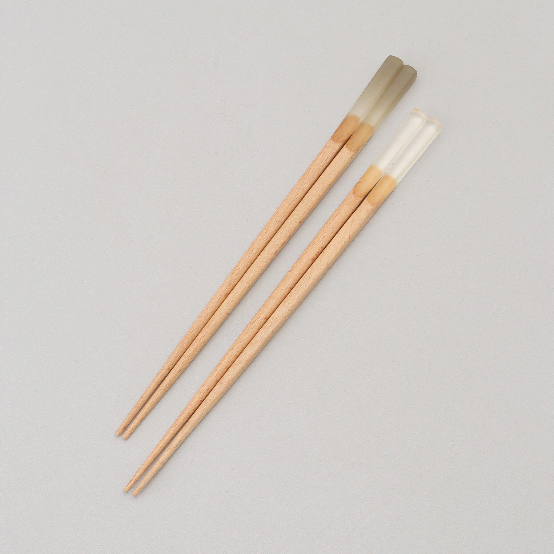 212 KITCHEN STORE「爽夫婦箸ギフトセット グレー&times;ホワイト」|食器・キッチングッズ|