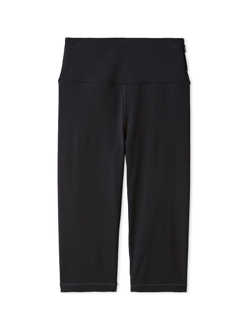 emmi yoga「【Sustainaretch】ハーフレギンス/UVカット/接触冷感」|その他|BLK