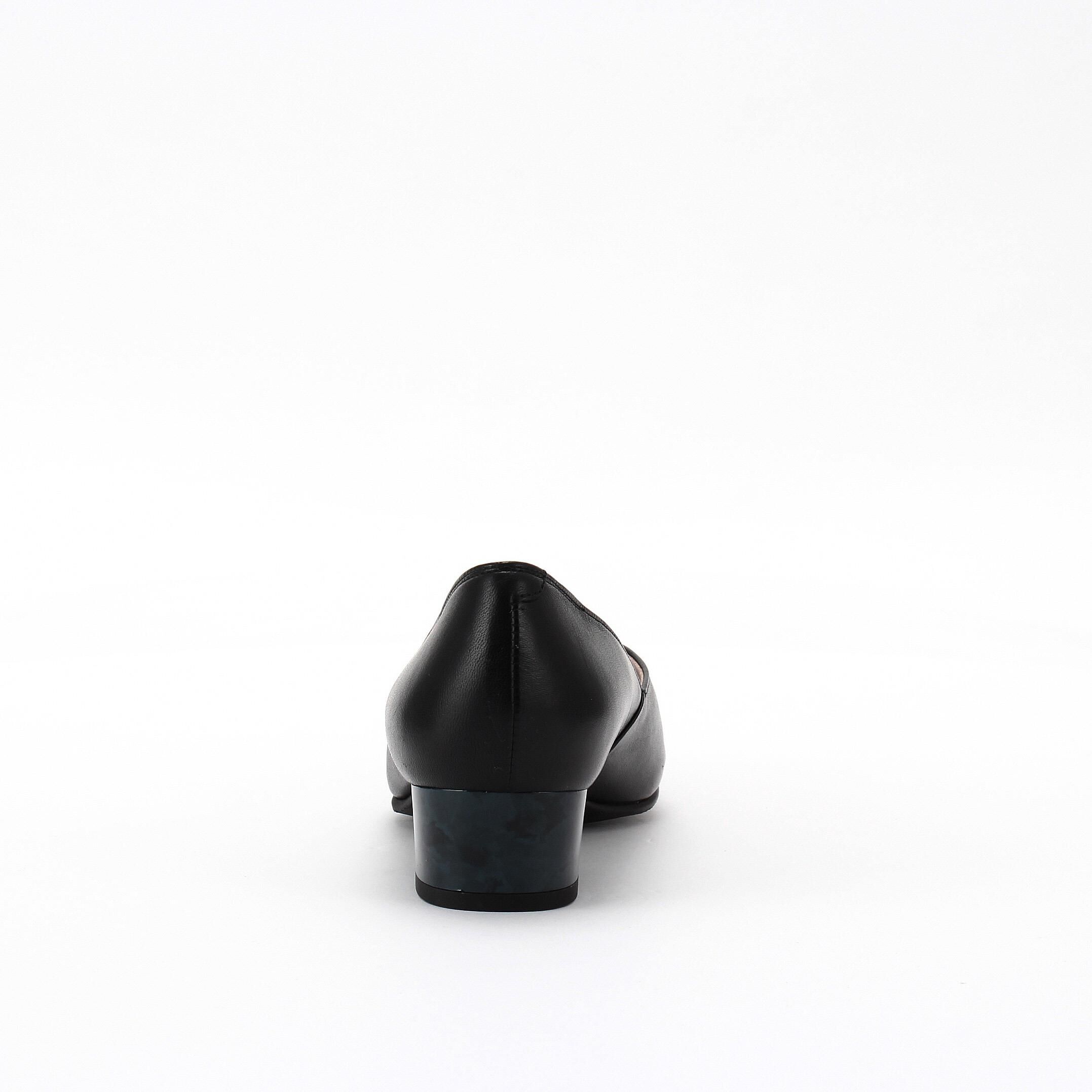 銀座かねまつ「LSFC2630SHPBLK 【本革】【防水】アクアベルスクエアトゥパンプス」|パンプス|