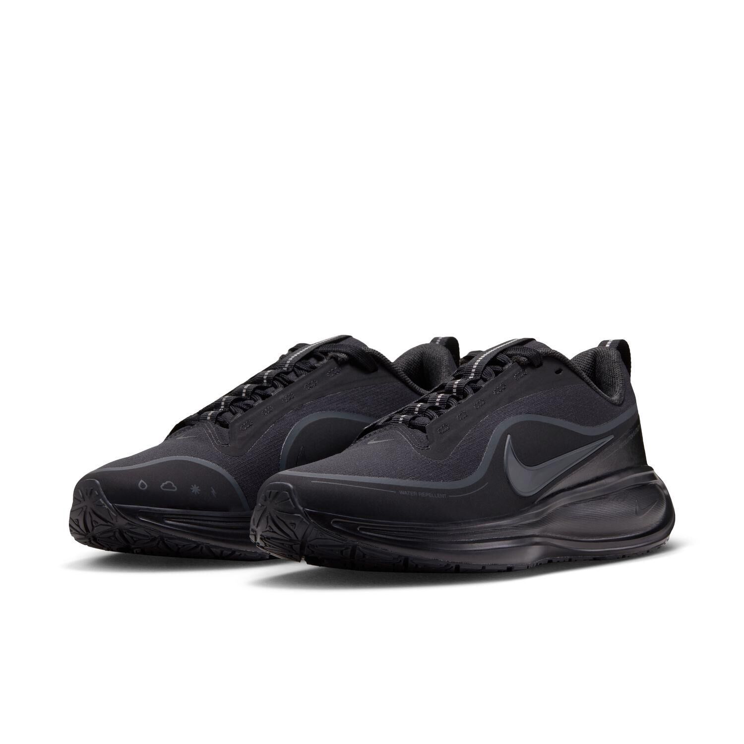 NIKE「【NIKE】W REVOLUTION 8 UTILITY」|スニーカー|