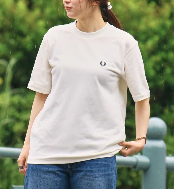 SHIPS「【SHIPS別注】FRED PERRY: ワンポイントロゴ ピケ Tシャツ 26SS」|Tシャツ・カットソー|ホワイト