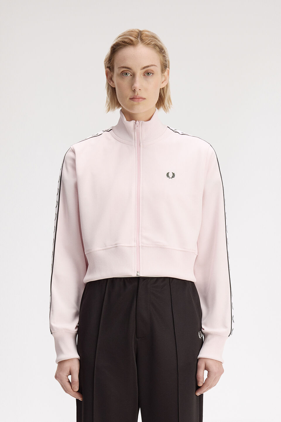 FRED PERRY 「Cropped Taped Track Jacket／クロップドトラックジャケット」|スウェット・ジャージ|