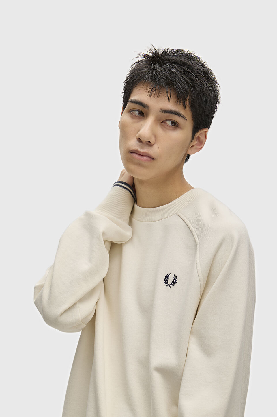 FRED PERRY 「FRED PERRY／Tipped Crew Neck Sweatshirt／ティップドクルーネックロゴスウェット」|スウェット・ジャージ|