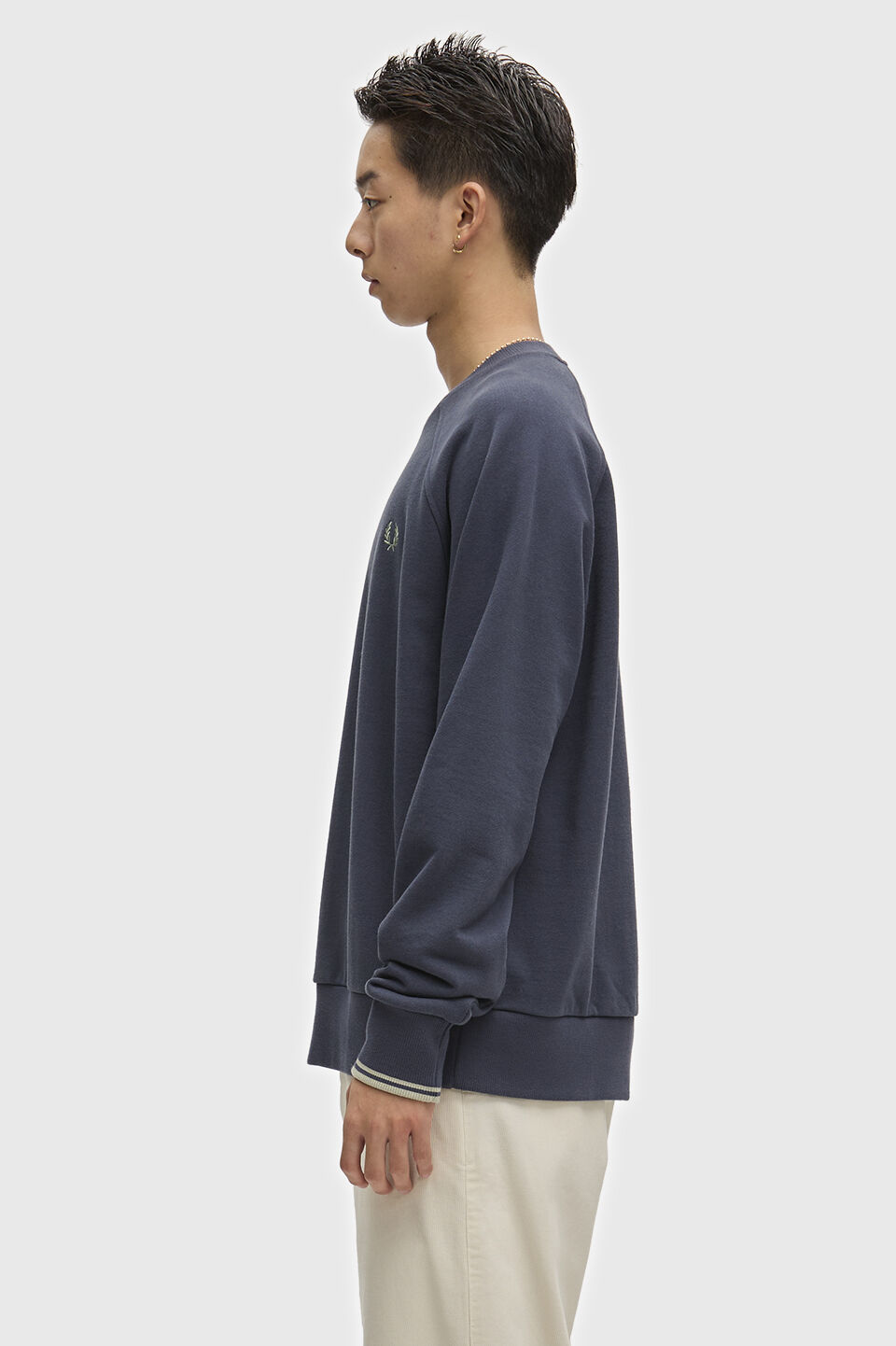 FRED PERRY 「FRED PERRY／Tipped Crew Neck Sweatshirt／ティップドクルーネックロゴスウェット」|スウェット・ジャージ|