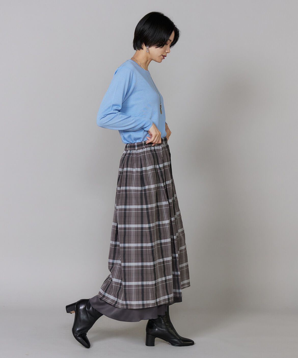 INED「ｼﾙｸｳｰﾙｸﾙｰﾈｯｸﾆｯﾄ | 洗練されたｼﾙｴｯﾄで魅せる大人の 」|ニット・セーター|