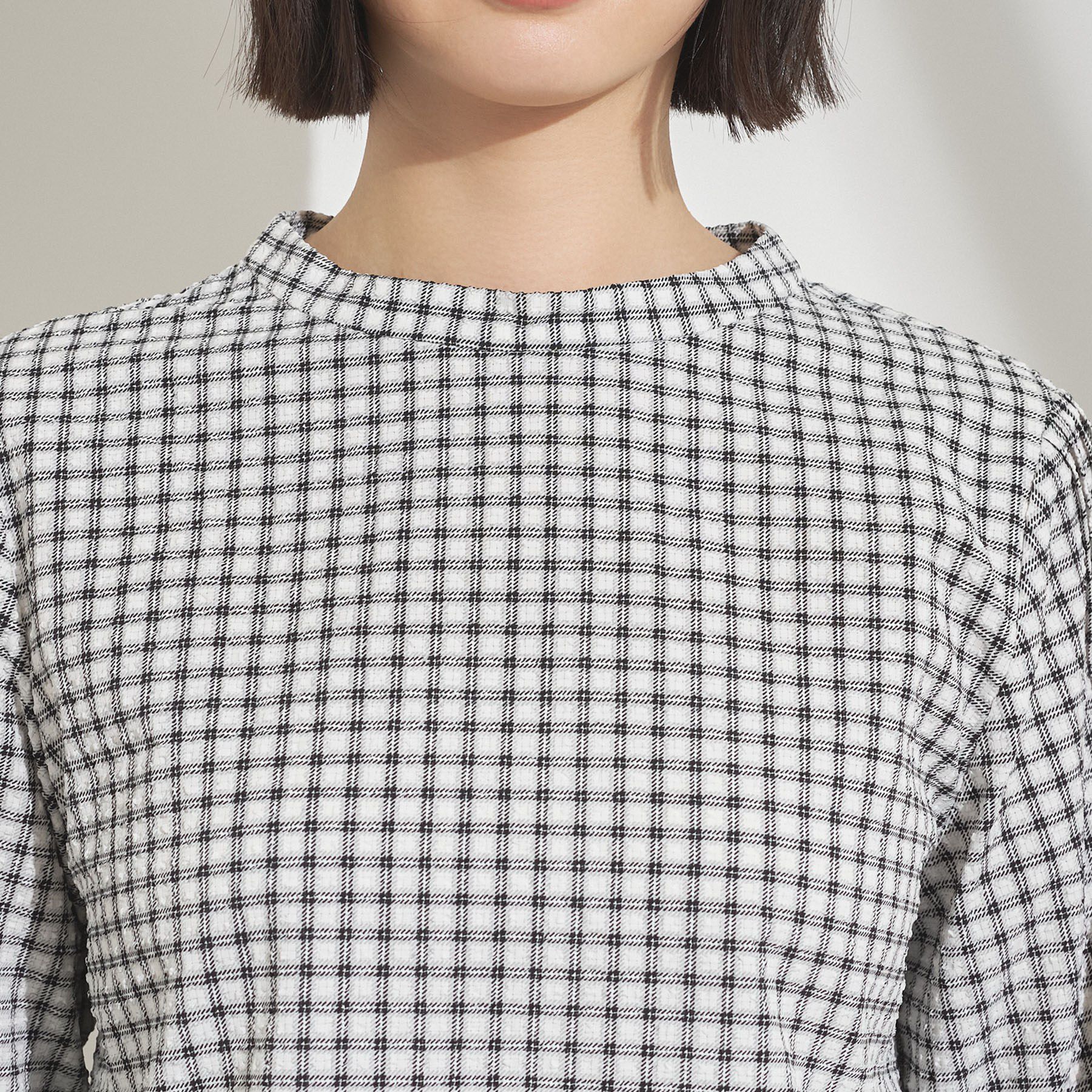 INDIVI「【初秋にピッタリ！／洗える】凹凸素材ミニスタンドトップス」|Tシャツ・カットソー|