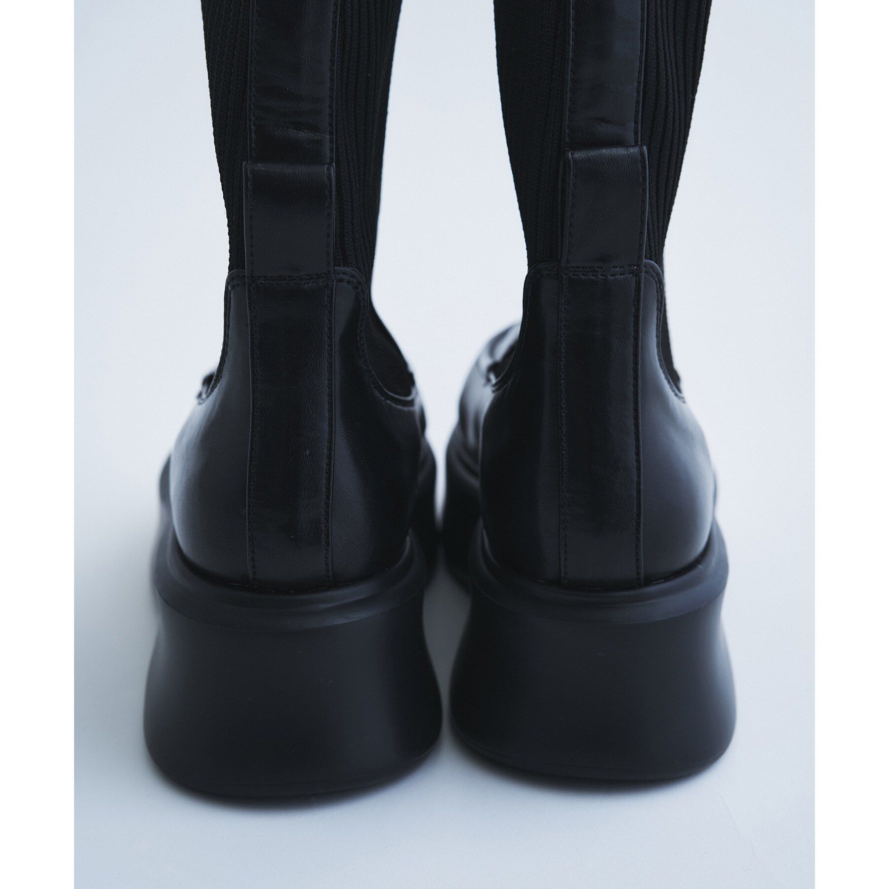 CODE A「ALM．｜BUENA PLATFORM BOOTS」|ショートブーツ|