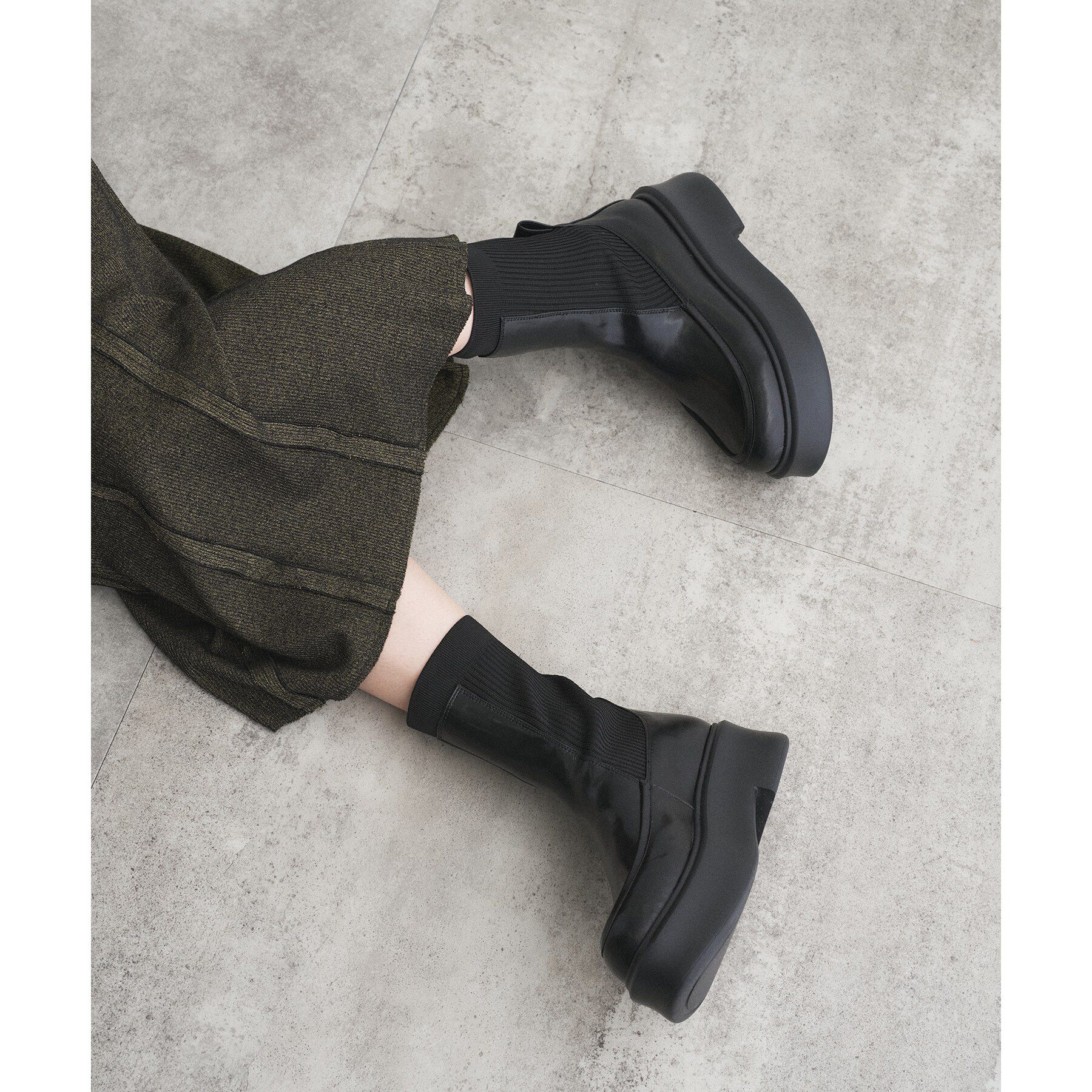 CODE A「ALM．｜BUENA PLATFORM BOOTS」|ショートブーツ|