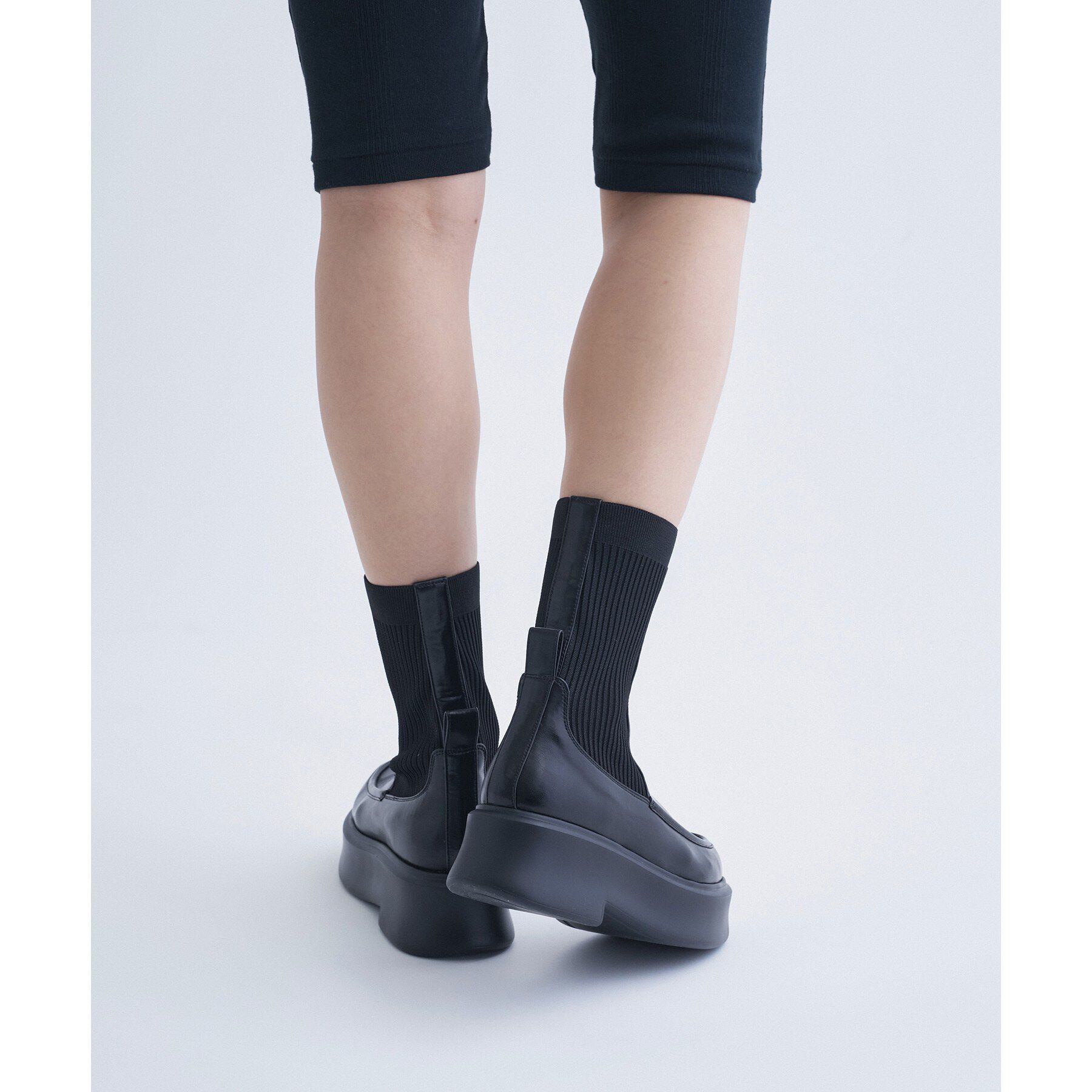 CODE A「ALM．｜BUENA PLATFORM BOOTS」|ショートブーツ|