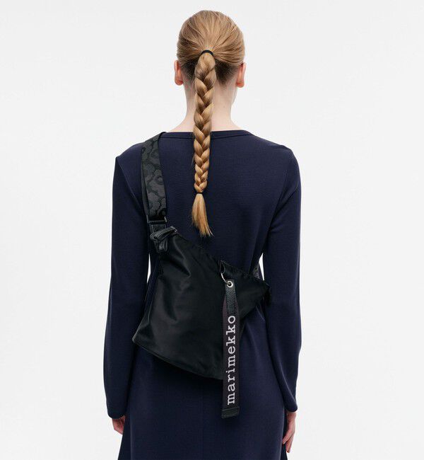 Marimekko「Carry All Solid ショルダーバッグ」|ショルダー・メッセンジャー|