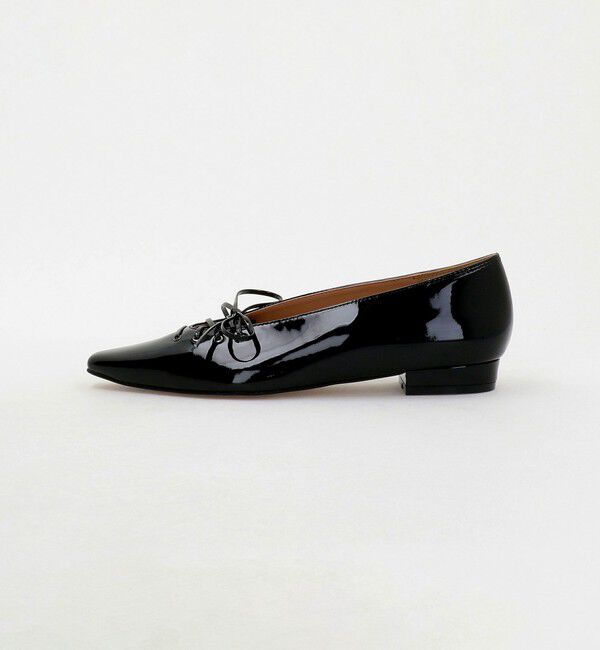 UNITED ARROWS「エナメル レースアップ フラットシューズ」|パンプス|