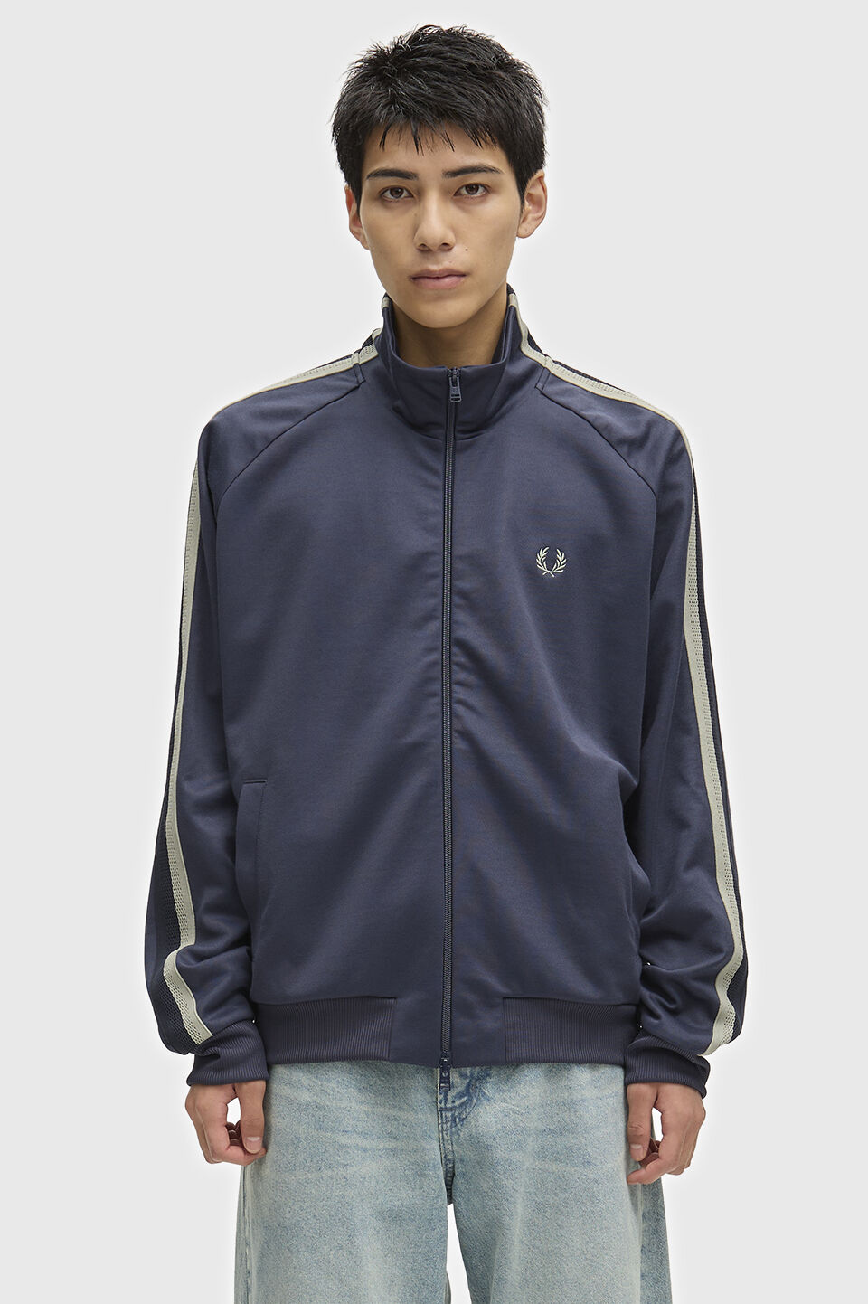 FRED PERRY 「FRED PERRY／Two Tone Mesh Tape Track Jacket／ツートーンメッシュテープトラックジャケット」|スウェット・ジャージ|