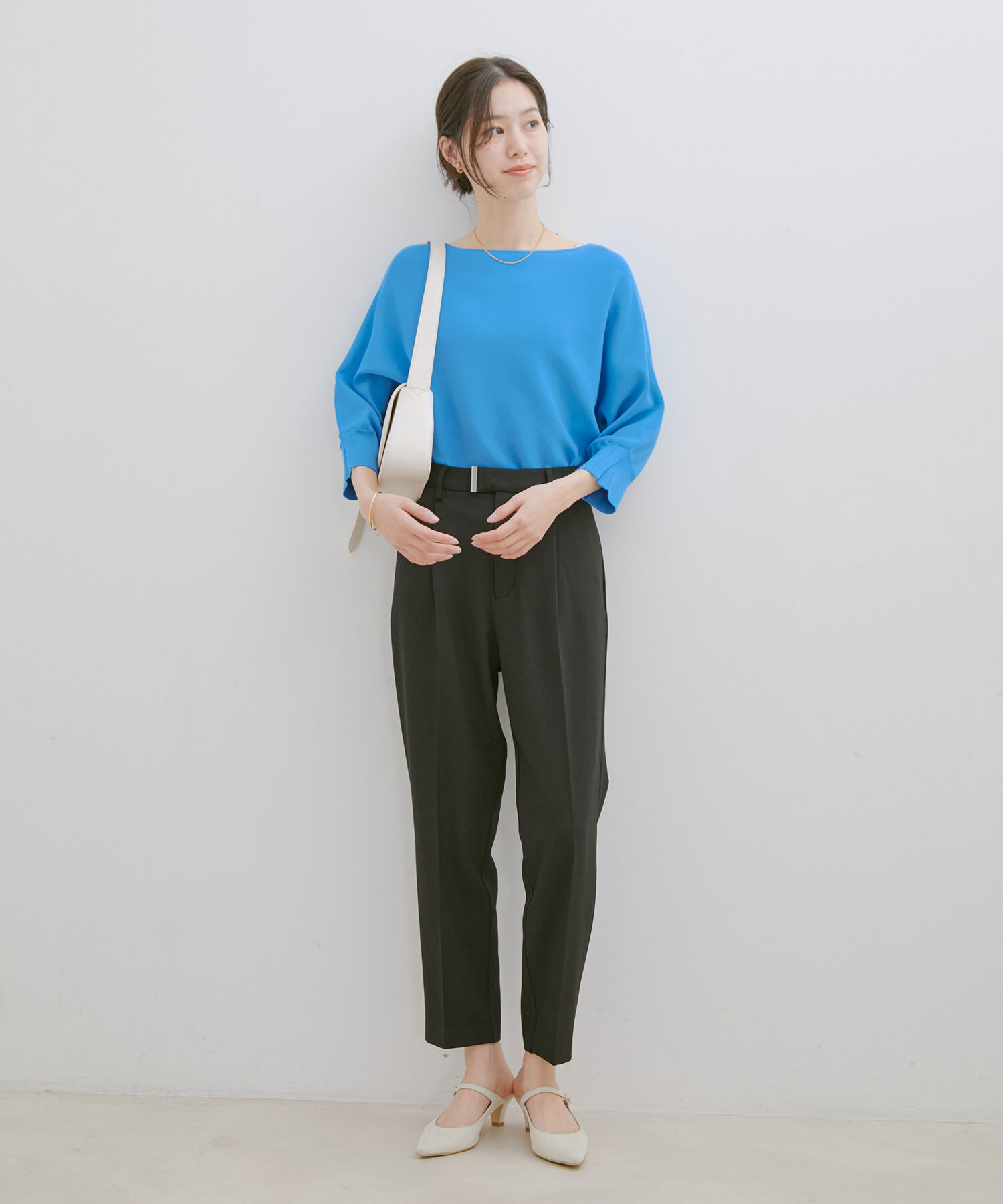 VIS「【HOT BEAUTY STRETCH】【洗える】ワンタックテーパードパンツ【sustainable】」|チノ|