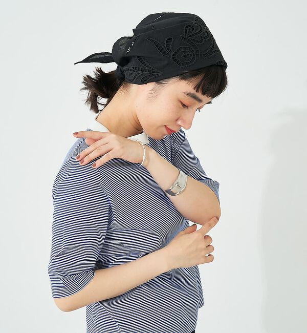 collex「カットワーク刺繍トライアングルスカーフ」|バンダナ・スカーフ|