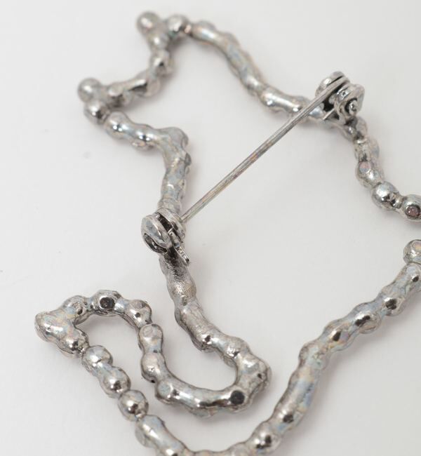 TIARA「【ADER.bijoux/アデルビジュー】CUTSTEEL cat brooch」|ブローチ・コサージュ|