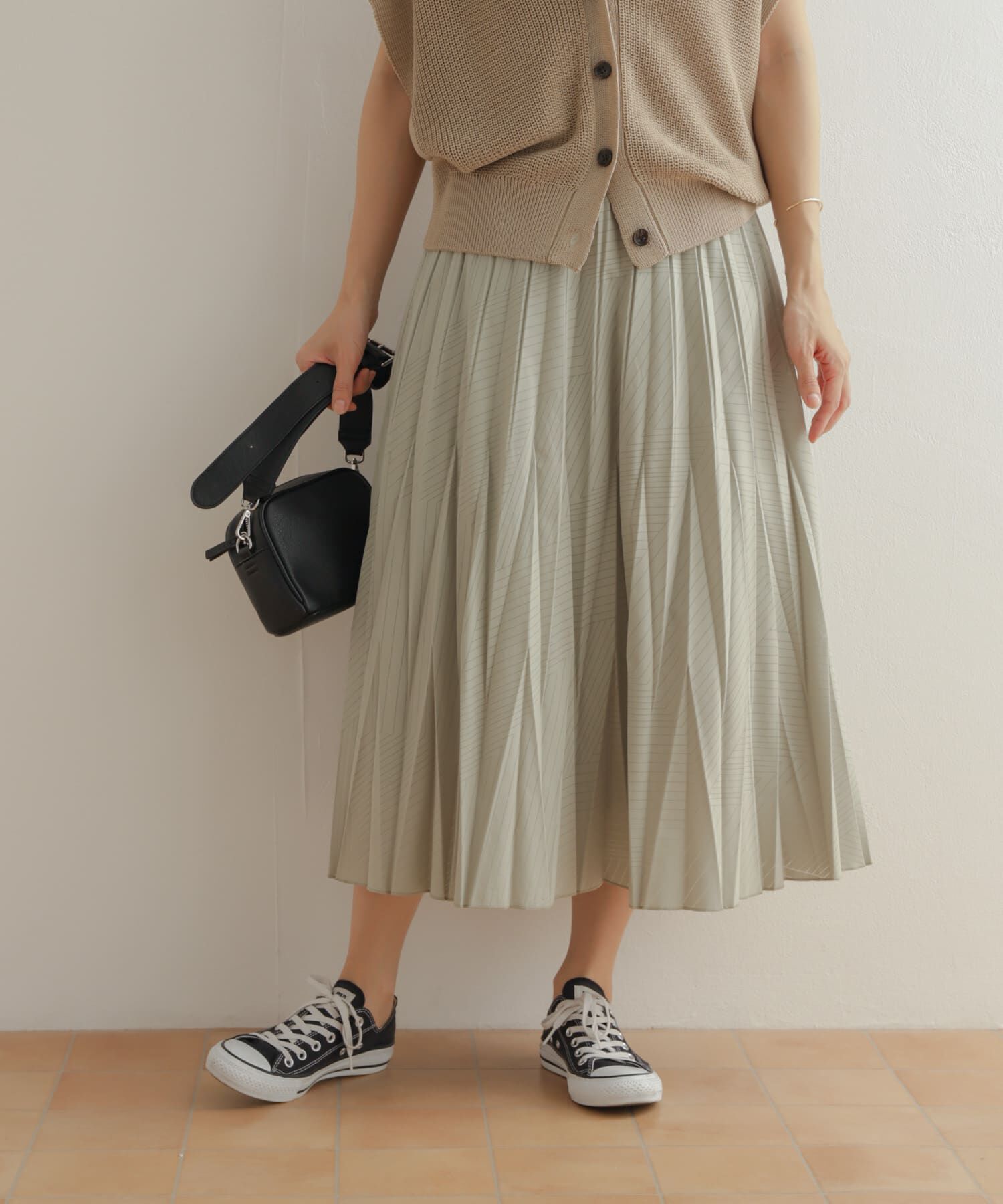 URBAN RESEARCH DOORS「オパール加工変形プリーツスカート」|スカート|ミント