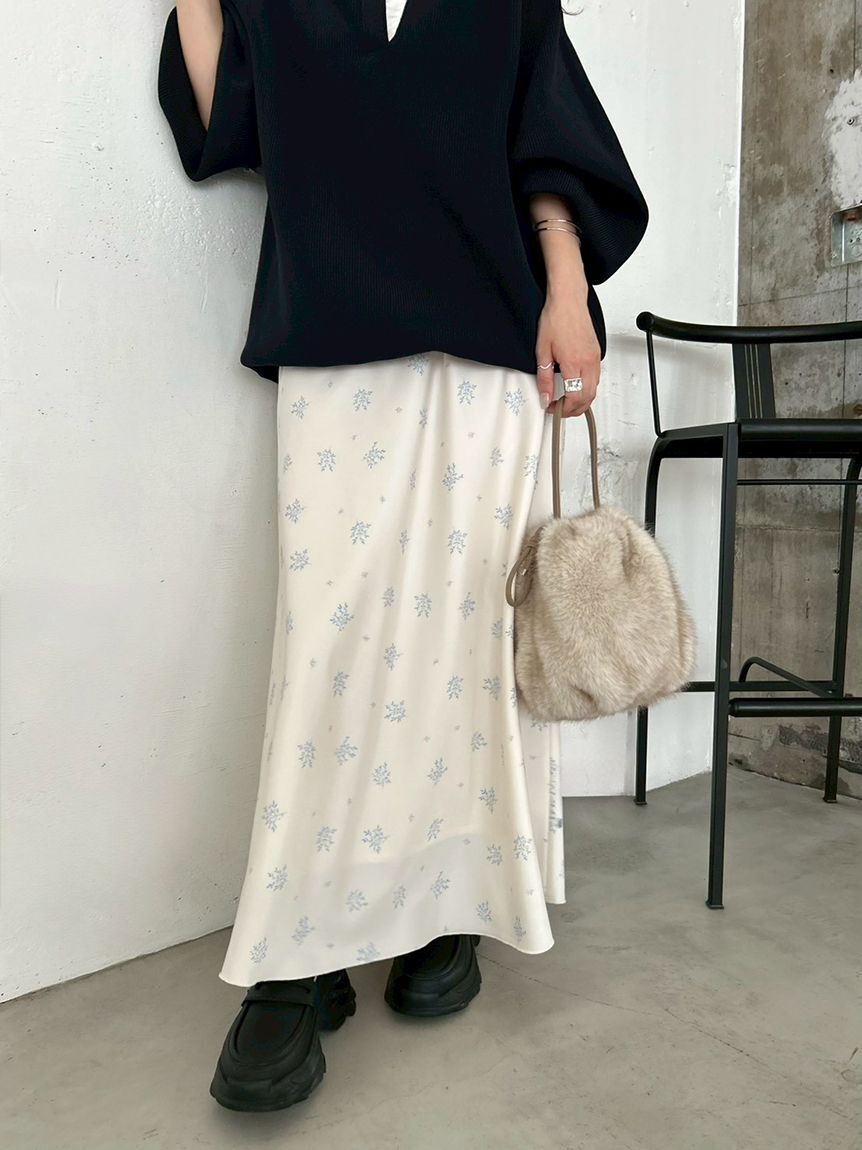 emmi atelier「フラワープリントナロースカート【セットアップ対応】」|スカート|