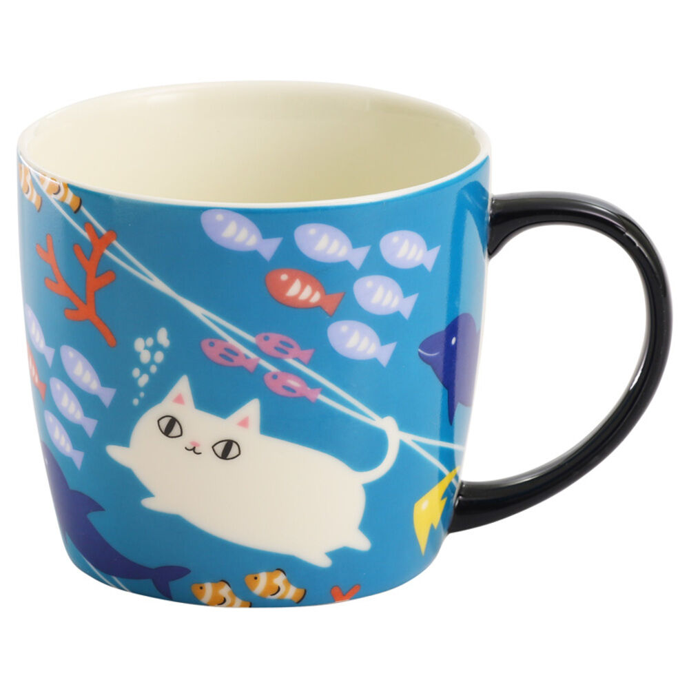 BACKYARD FAMILY「にゃん屋 猫3兄弟 マグカップ 通販 日本製 マグ カップ コップ 猫 3兄弟 キャラクター ねこ」|グラス・マグカップ|ブルー1