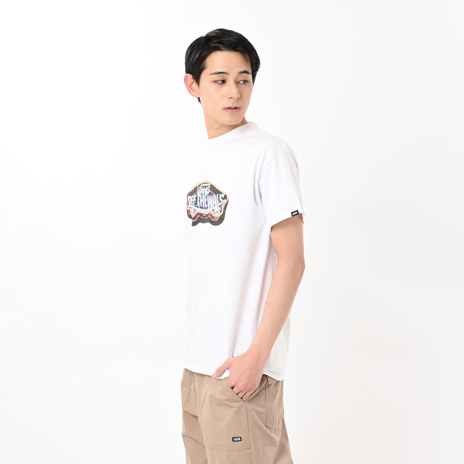 VANS「【VANSｱﾊﾟﾚﾙ(WJ)】M Neon Signboard TEE」|Tシャツ・カットソー|