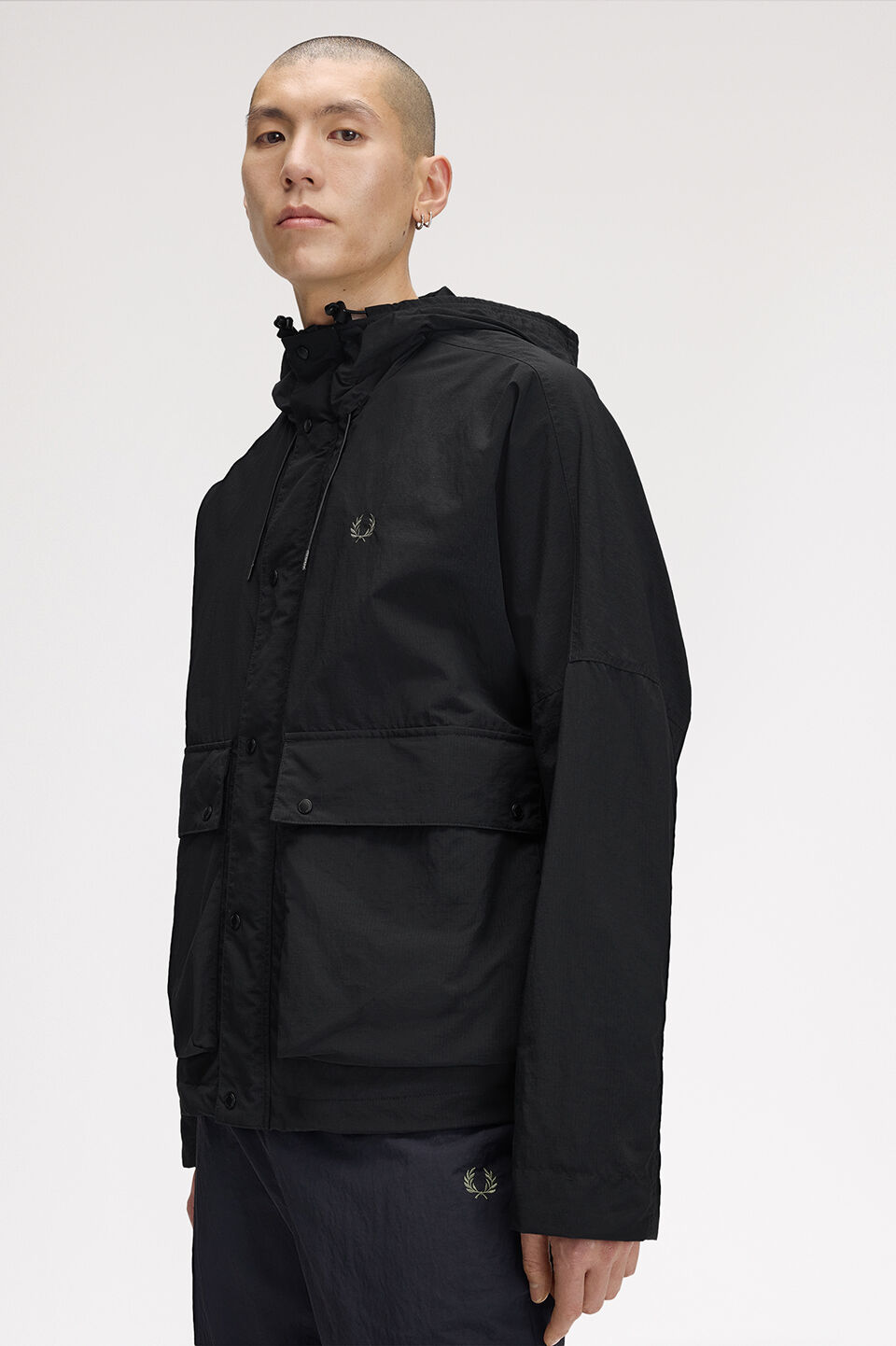FRED PERRY 「FRED PERRY／Cropped Ripstop Parka／クロップドリップストップパーカ」|ブルゾン・スタジャン|
