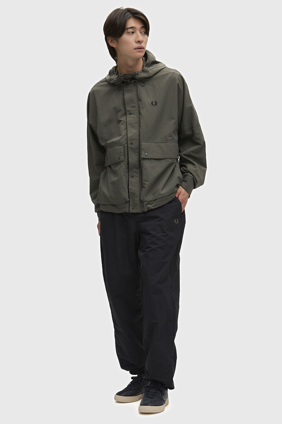 FRED PERRY 「FRED PERRY／Cropped Ripstop Parka／クロップドリップストップパーカ」|ブルゾン・スタジャン|