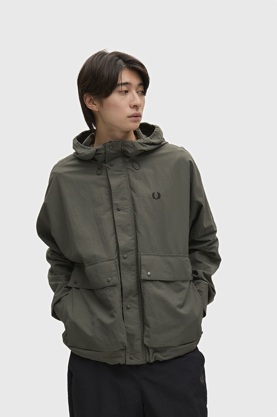 FRED PERRY 「FRED PERRY／Cropped Ripstop Parka／クロップドリップストップパーカ」|ブルゾン・スタジャン|