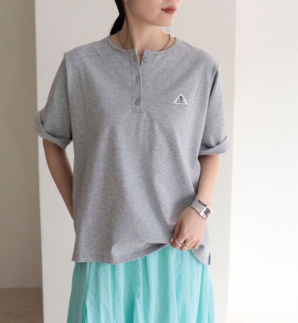 fredy emue「【GEVACO/ゲバコ】別注レディースヘンリーネックTシャツ」|Tシャツ・カットソー|ライトグレー