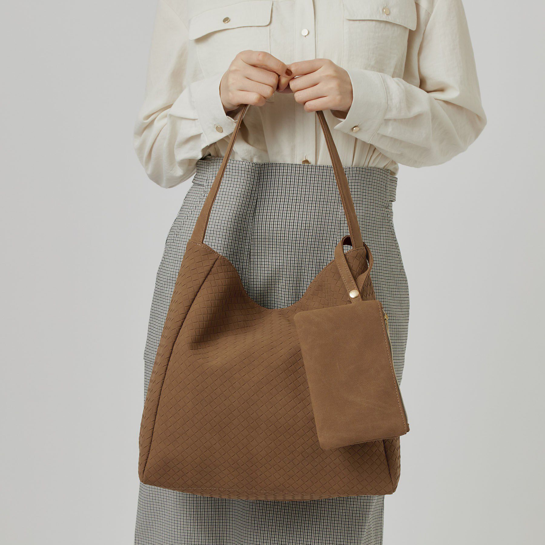 grove「ポーチ付きメッシュワンショルダー」|ショルダー・メッセンジャー|キャメルブラウン(4