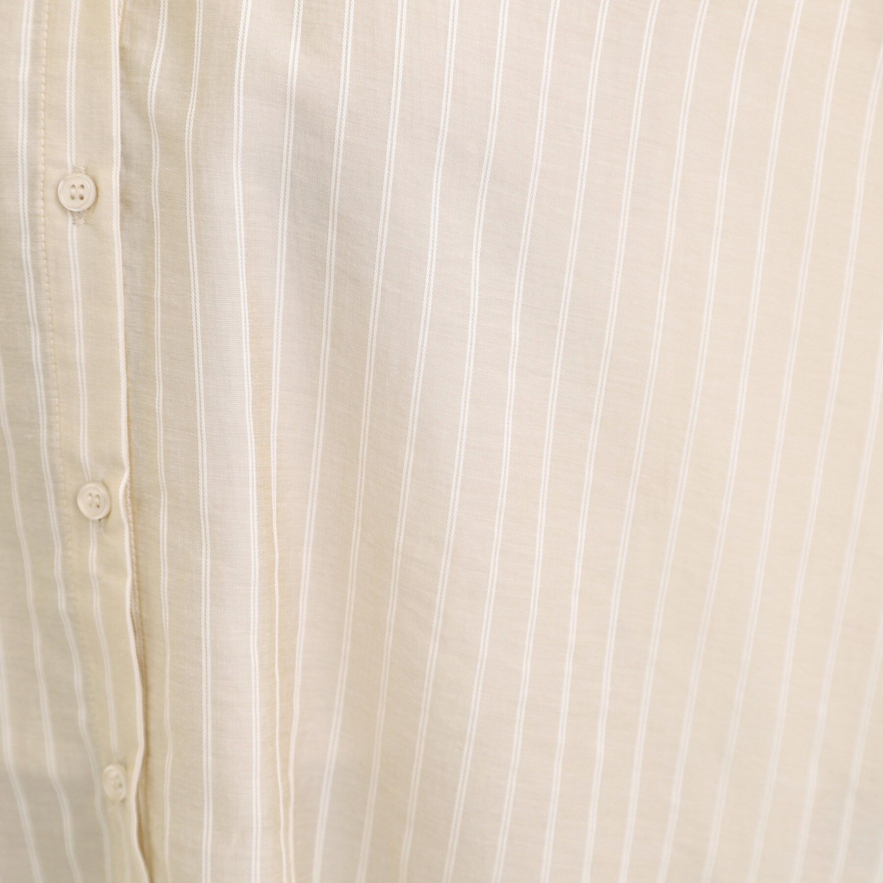 SHOO･LA･RUE「【S-LL】程よい透け感 ストライプ柄 お袖ギャザーデザインシャツ」|シャツ・ブラウス|