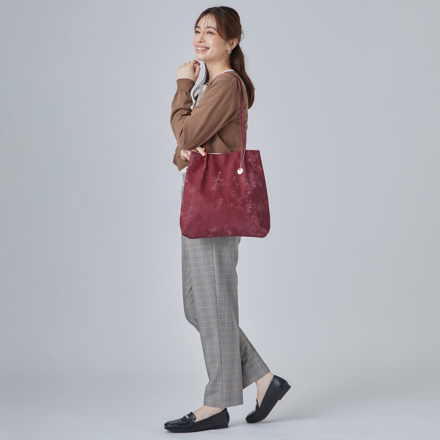 SHOO･LA･RUE「光沢生地つまみハンドルトートバッグ」|トートバッグ|