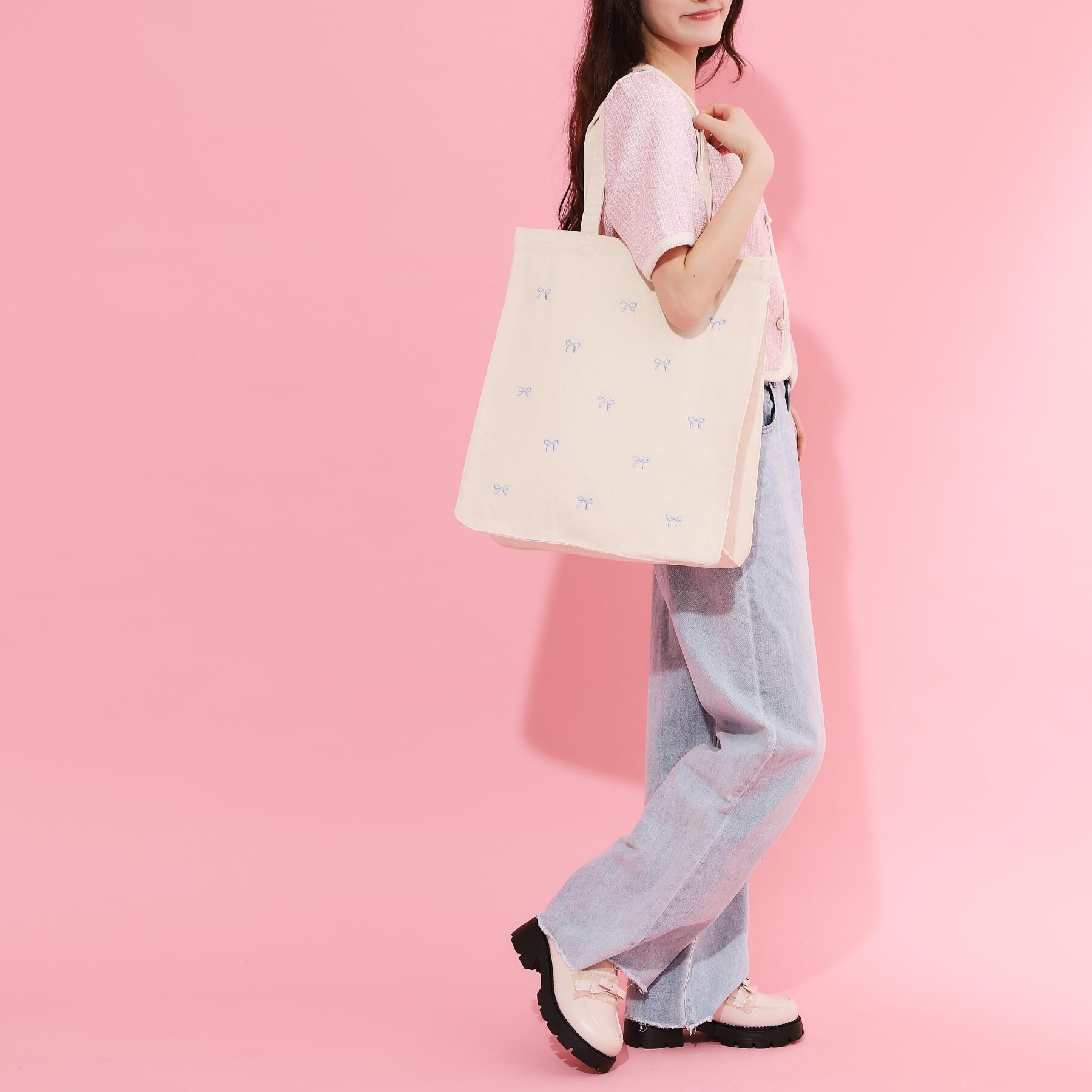 Ober Tashe「リボン刺繍キャンバストートバッグ」|トートバッグ|
