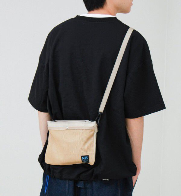 GLOSTER「【MIS/エムアイエス】メッシュポケットサコッシュ」|ショルダー・メッセンジャー|ベージュ