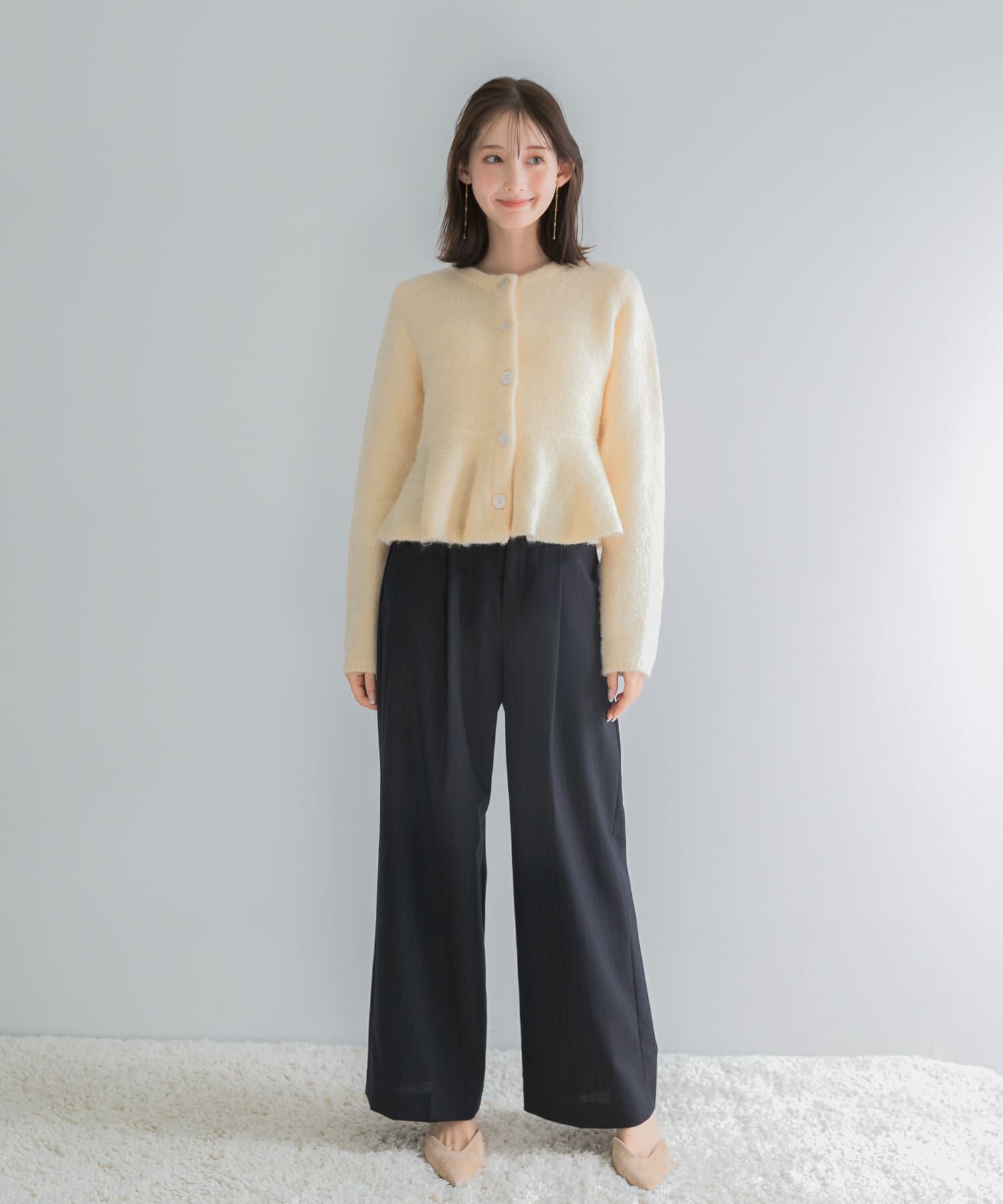 URBAN RESEARCH ROSSO「『WEB限定』ブークレーペプラムカーディガン」|カーディガン|