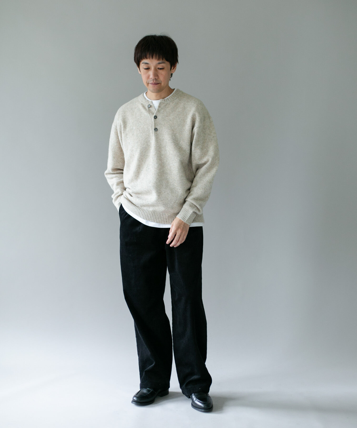 URBAN RESEARCH DOORS「『WEB限定』ウール混もちもちヘンリーネックニット」|ニット・セーター|