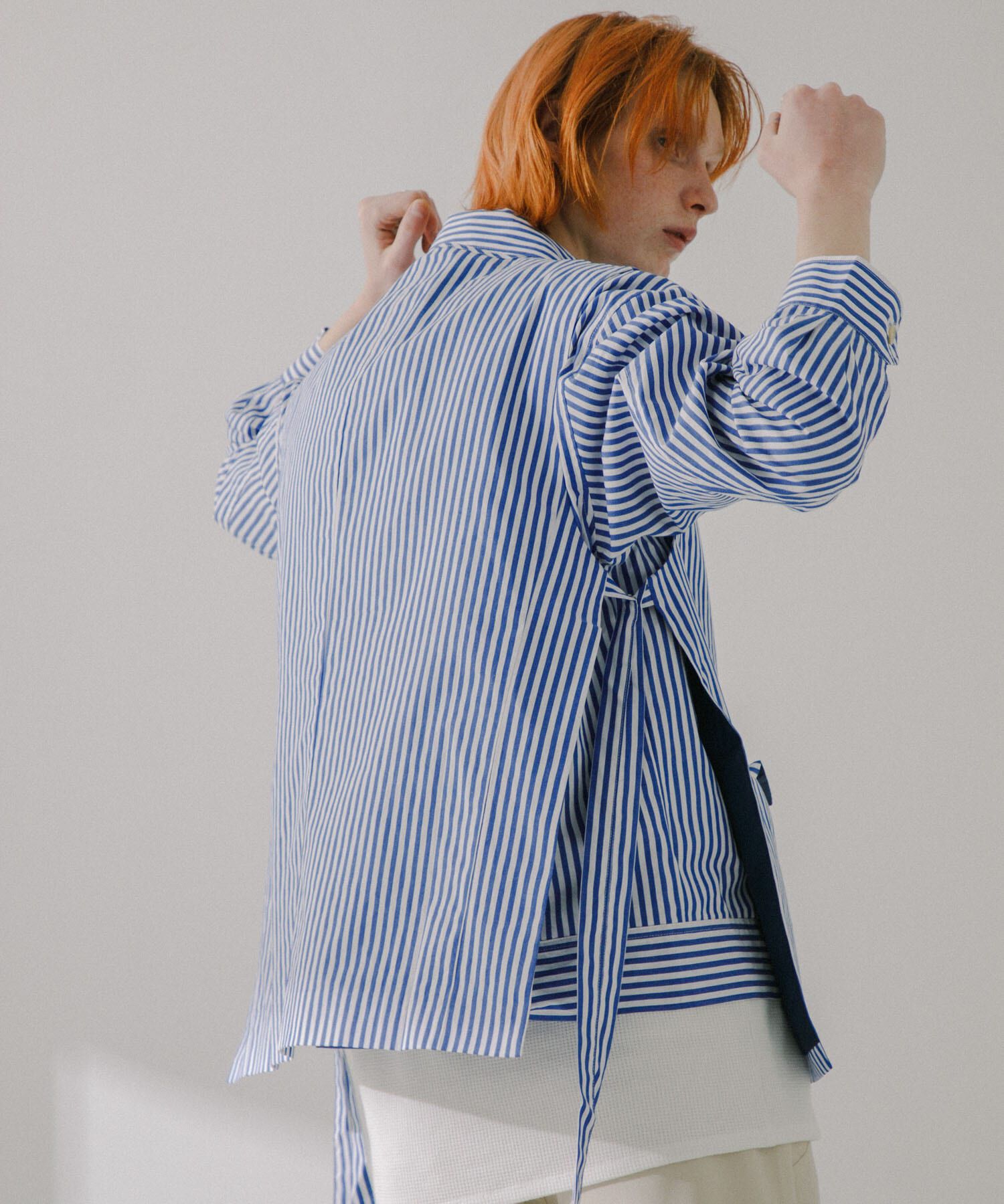 SENSE OF PLACE by URBAN RESEARCH「hxcyyd &times; SOP　ストライプフラワーコサージュシャツベスト(UNISEX)」|ベスト・ジレ|