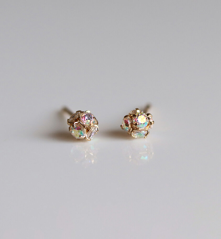  「オーロラ キュービックジルコニア ピアス | K10YG」|ピアス|