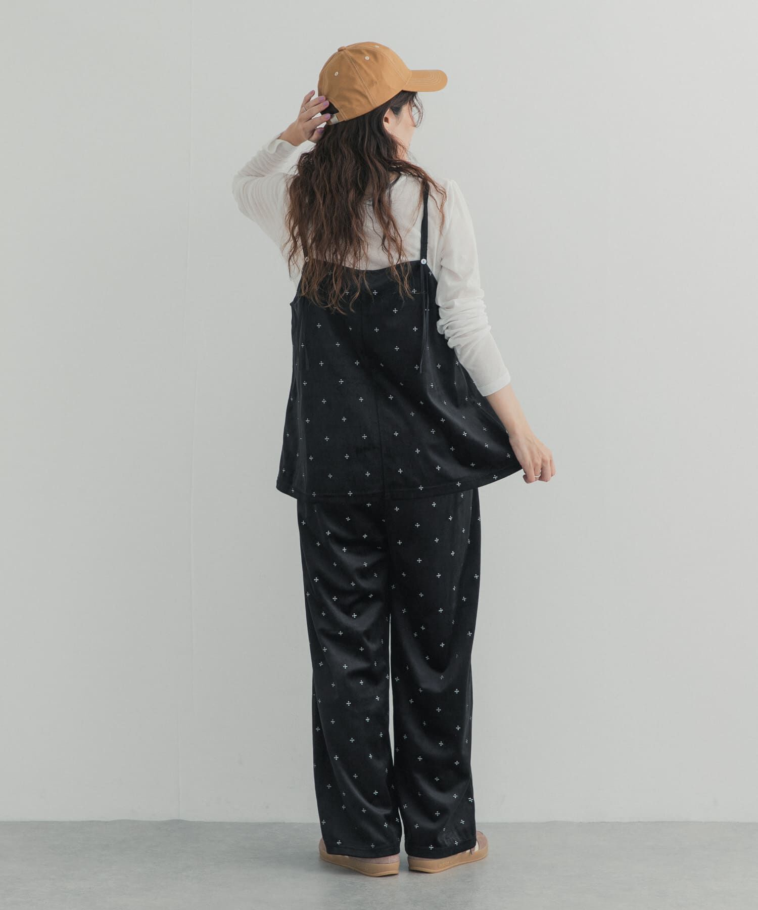 URBAN RESEARCH DOORS「刺繍ベロアキャミチュニック」|キャミソール|