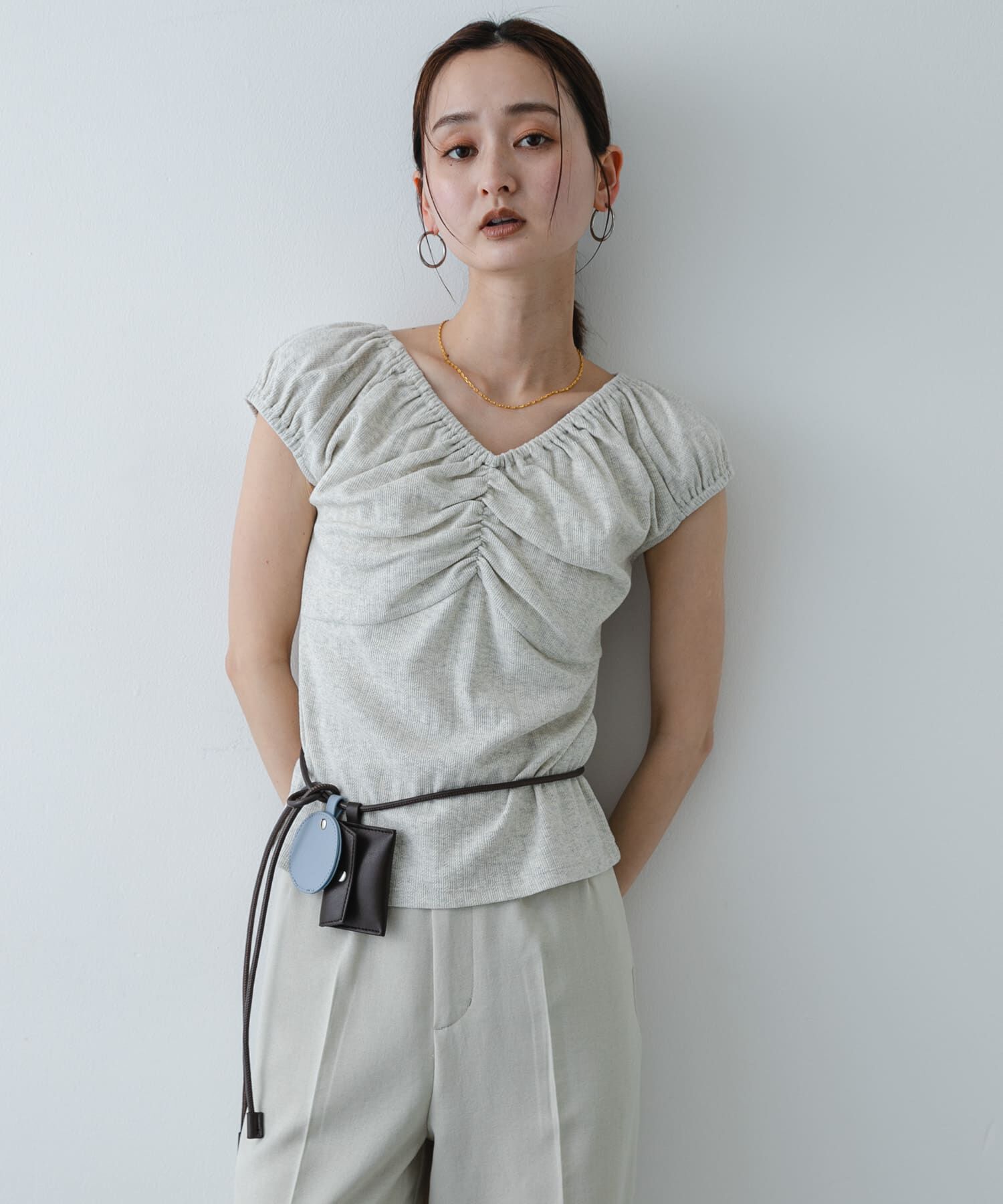 SENSE OF PLACE by URBAN RESEARCH「ギャザーネックカットトップ」|Tシャツ・カットソー|