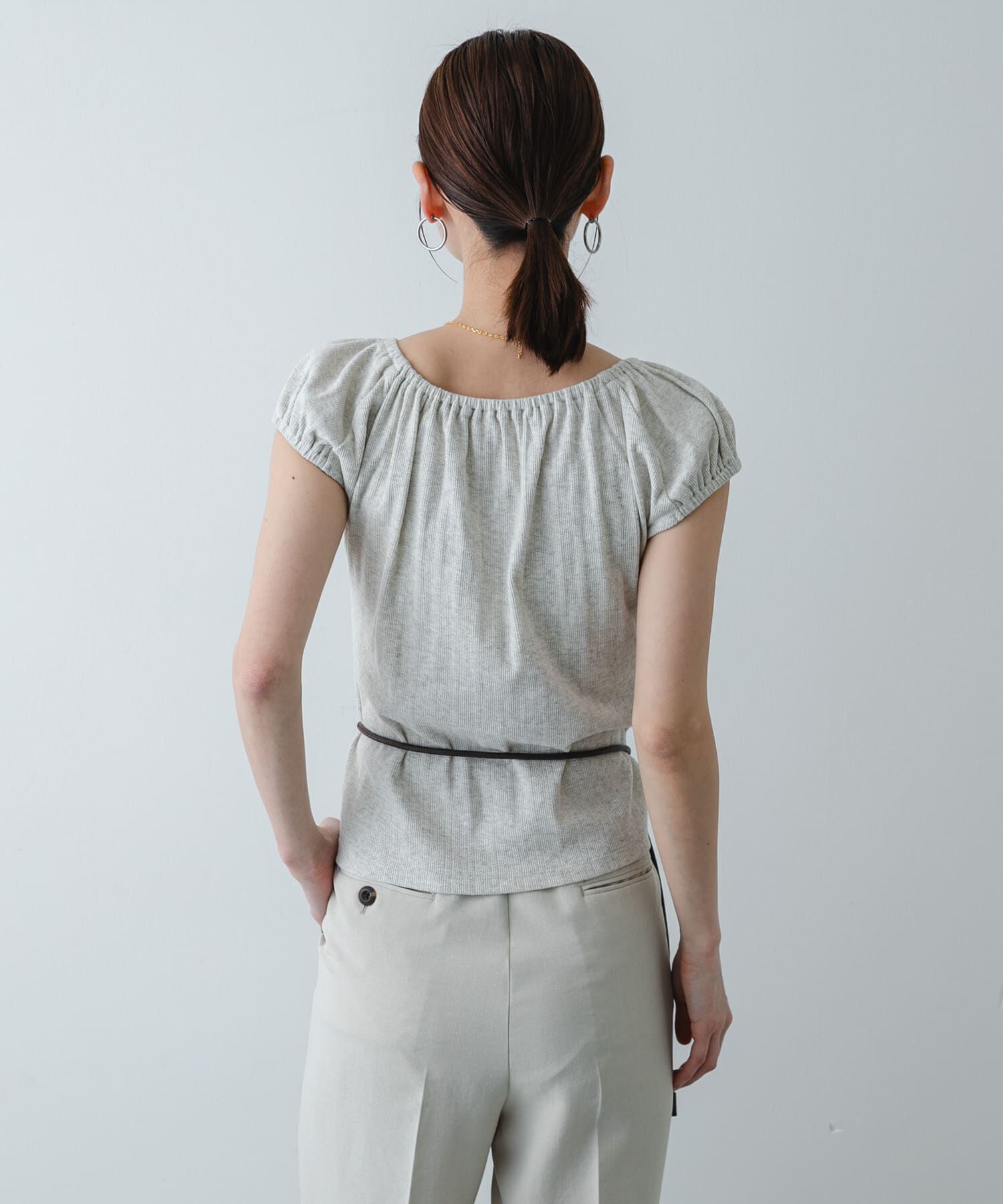 SENSE OF PLACE by URBAN RESEARCH「ギャザーネックカットトップ」|Tシャツ・カットソー|