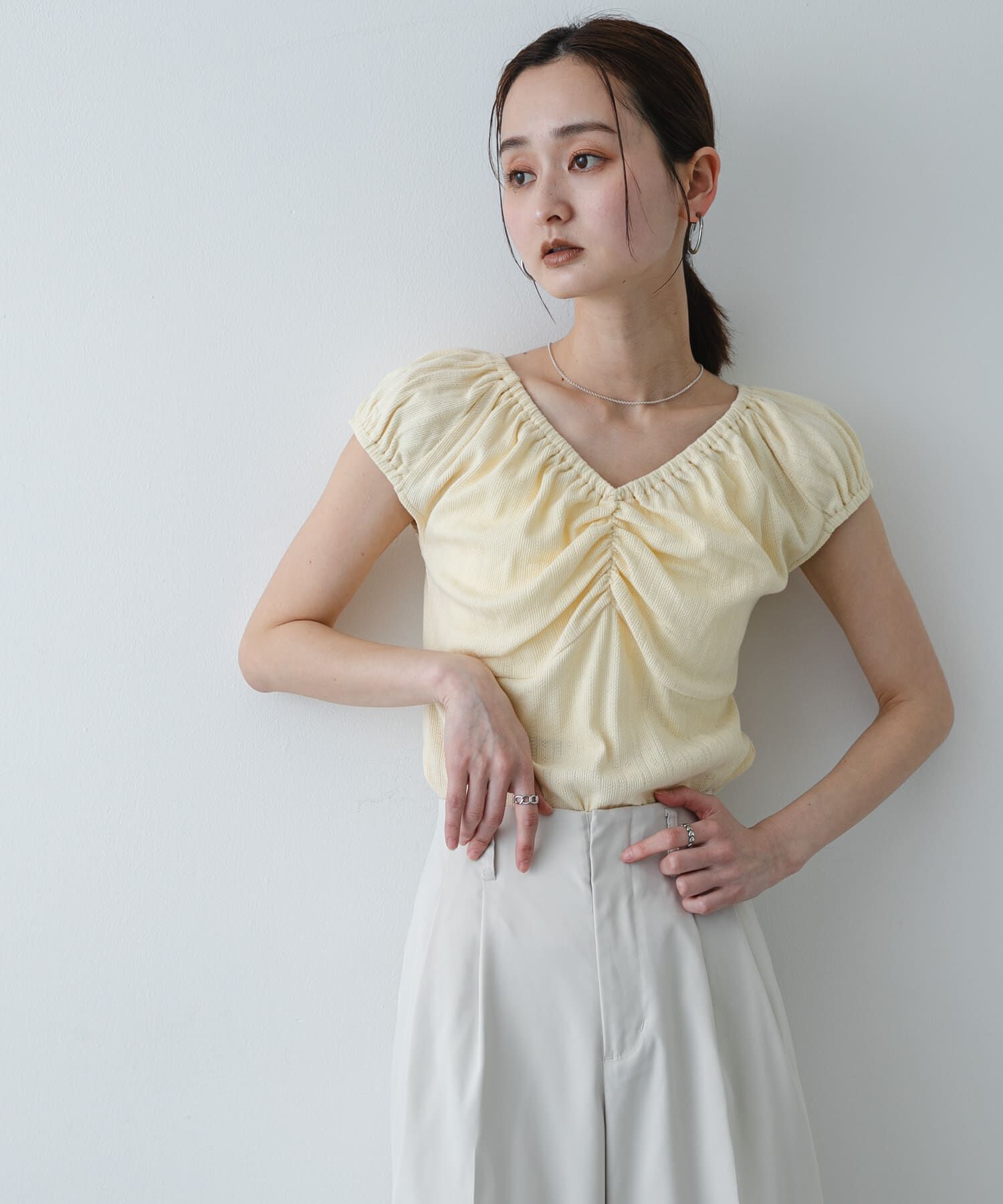 SENSE OF PLACE by URBAN RESEARCH「ギャザーネックカットトップ」|Tシャツ・カットソー|