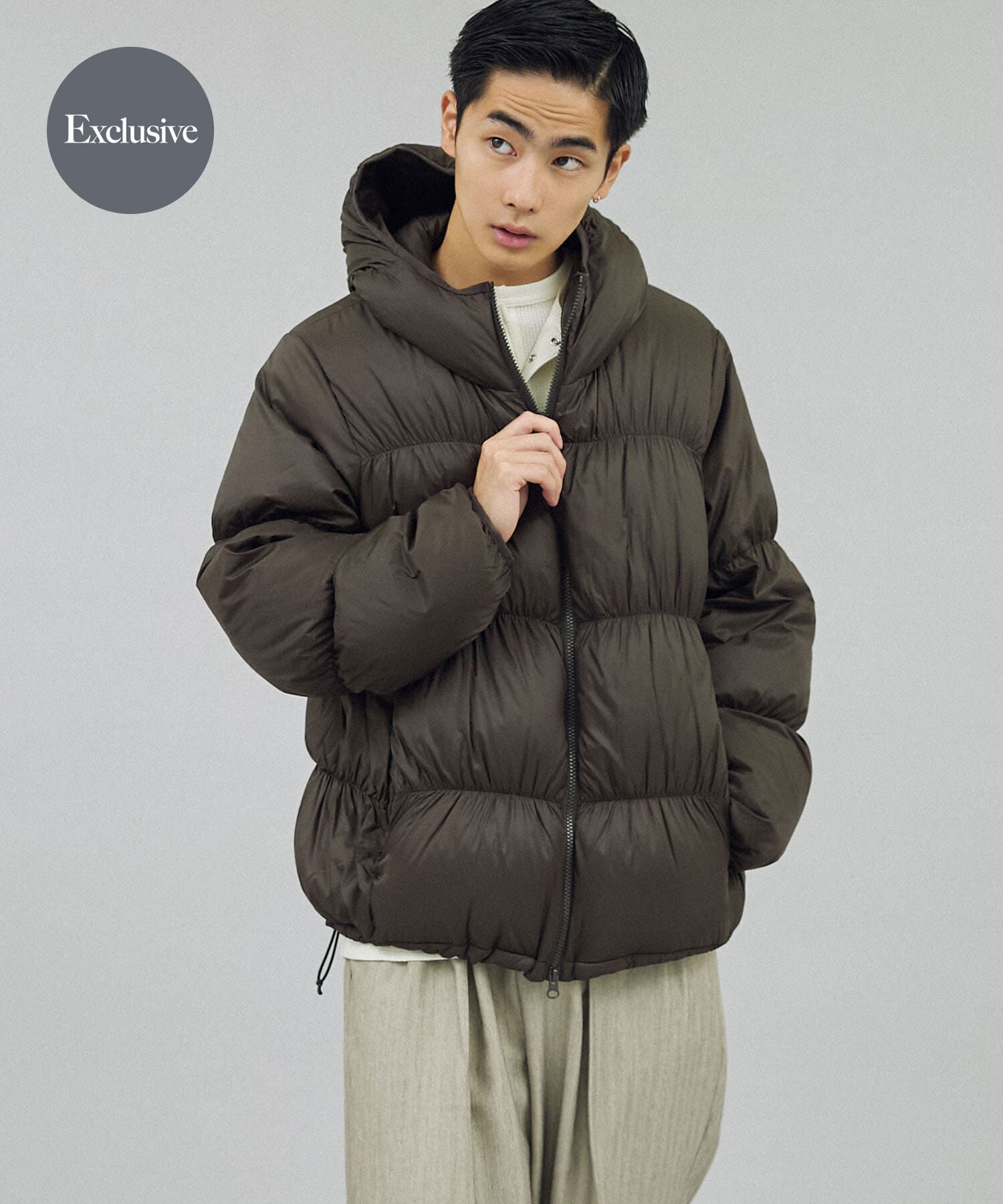 SENSE OF PLACE by URBAN RESEARCH「『別注』TAION&times;SENSE OF PLACE　ダウンフーディジャケット」|ダウン|ダークブラウン