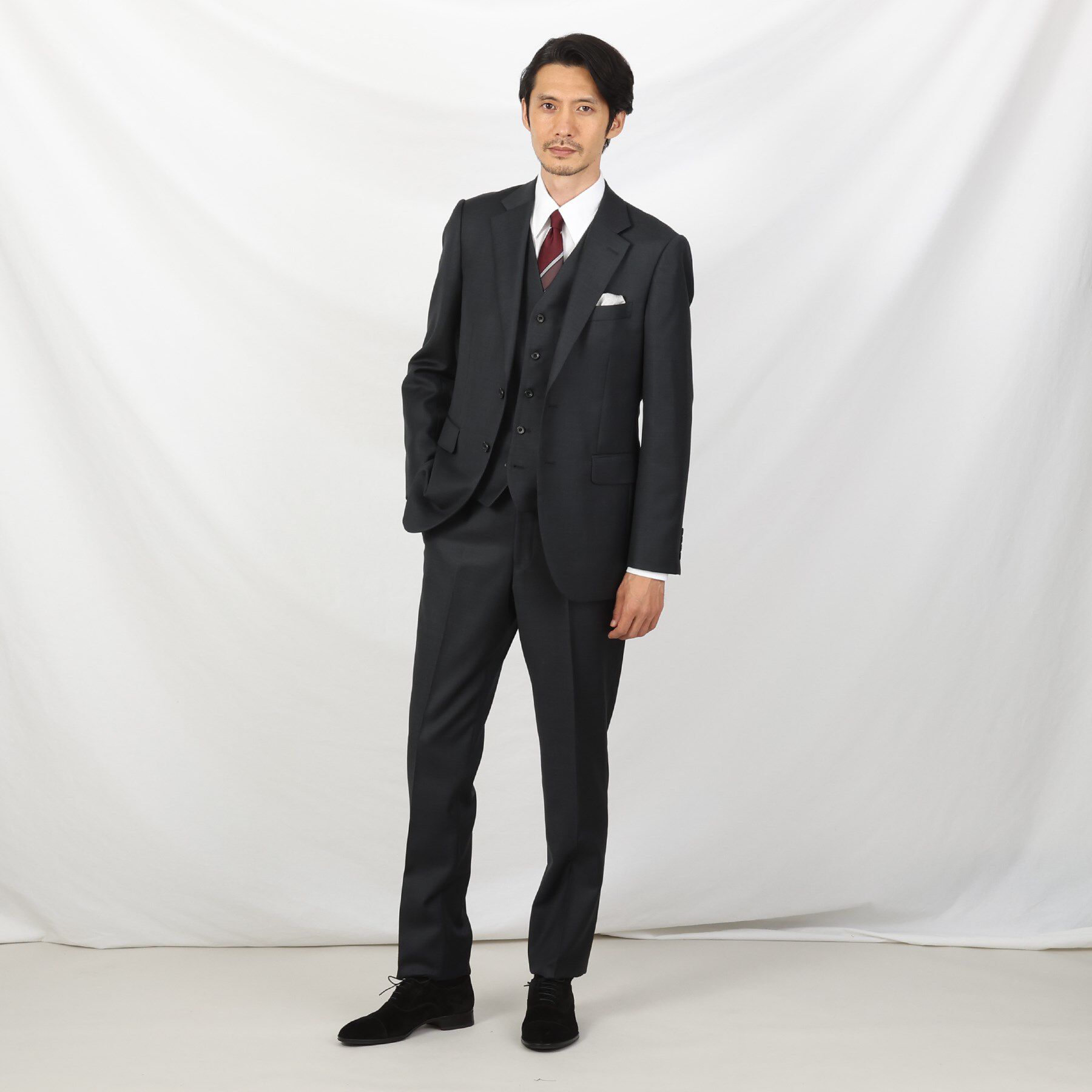 TAKEO KIKUCHI「【Three by Three】シャイニーシャークピンヘッド ベスト / 3ピース対応」|スーツ|