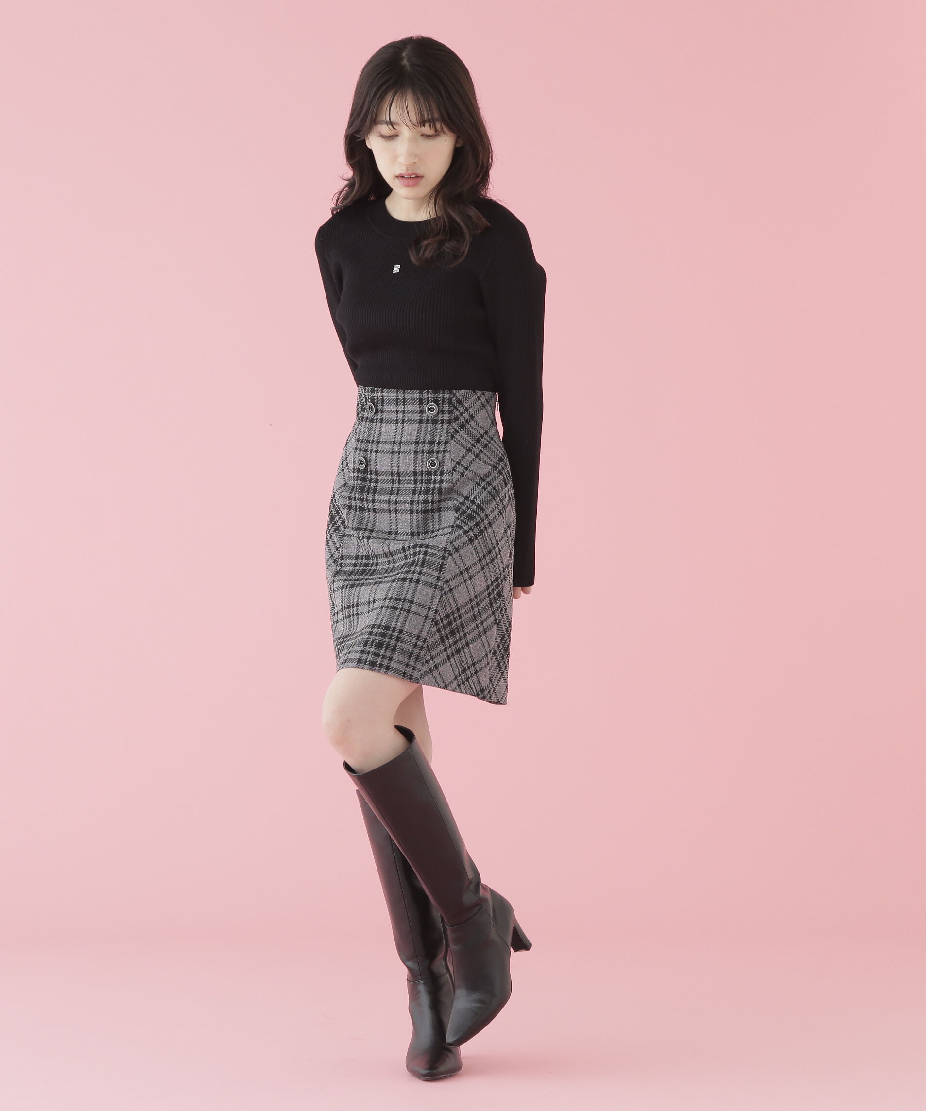  「長袖リブデザインロゴプレートニット」|ニット・セーター|