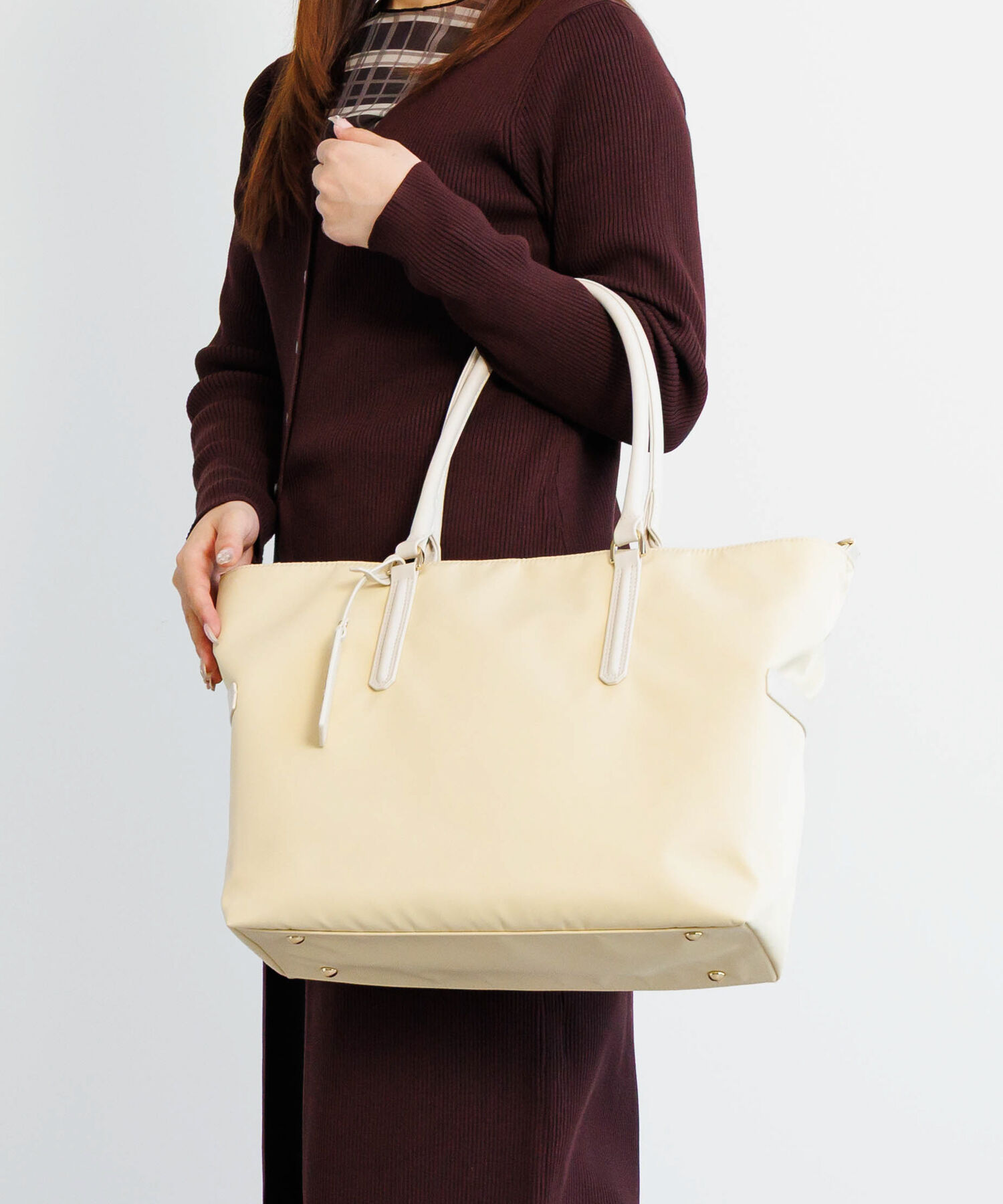Jewelna Rose「Jewelna Rose グレタ ナイロントートバッグ A4 16251」|ショルダー・メッセンジャー|バターイエロー